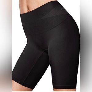 Maidenform Women's Seemless Thigh Slimmer Shapewear Dm2550